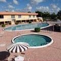Pool deck with spa - Copy
