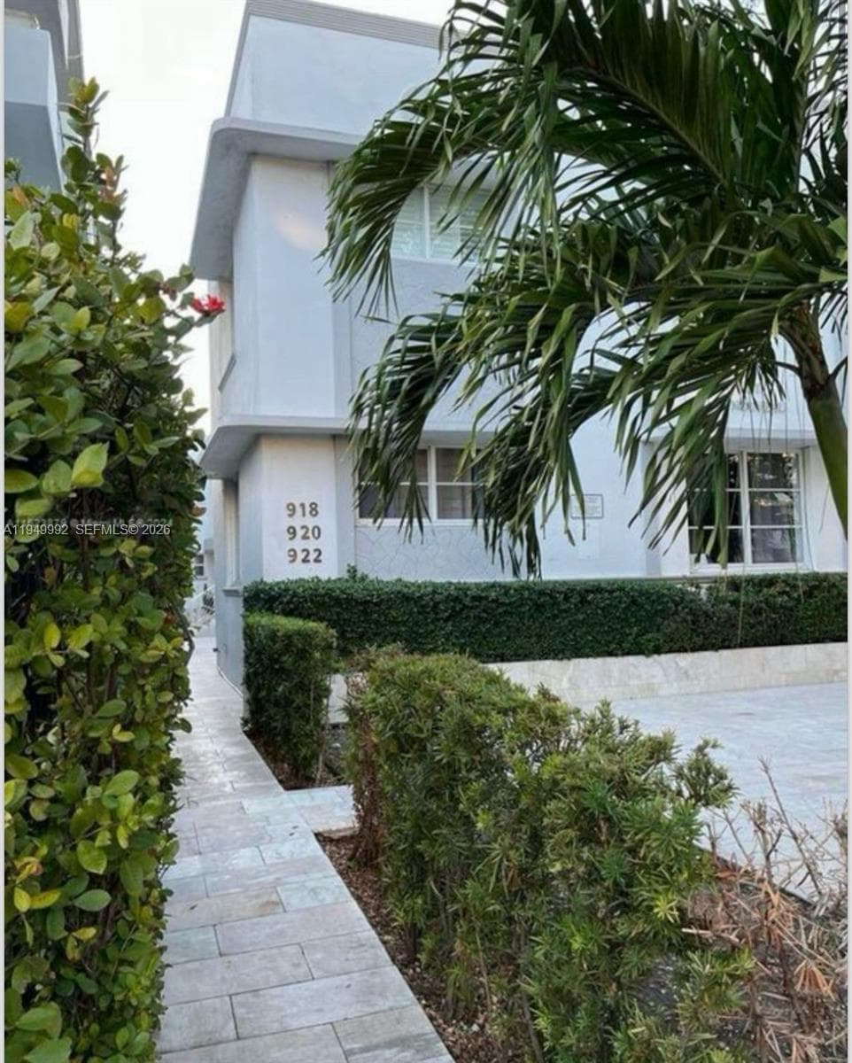FIRST ART NOUVEAU CONDO · #10 in Miami Beach - Photo 11