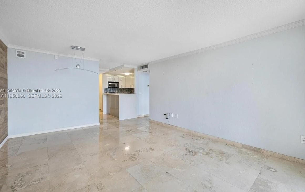 BRICKELL BISCAYNE CONDO · #10H in Miami - Photo 6