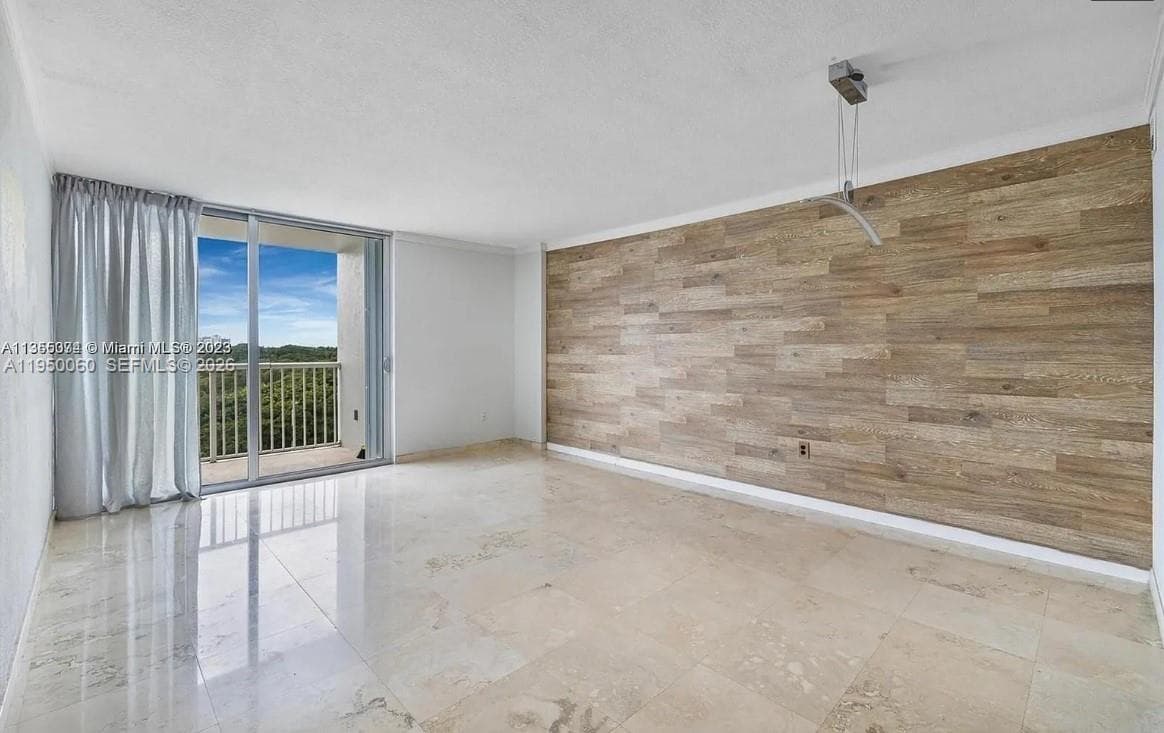 BRICKELL BISCAYNE CONDO · #10H in Miami - Photo 4