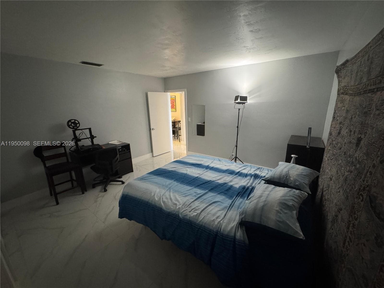 DELL MANOR CONDOMINIUM · #15 in Hollywood - Photo 4