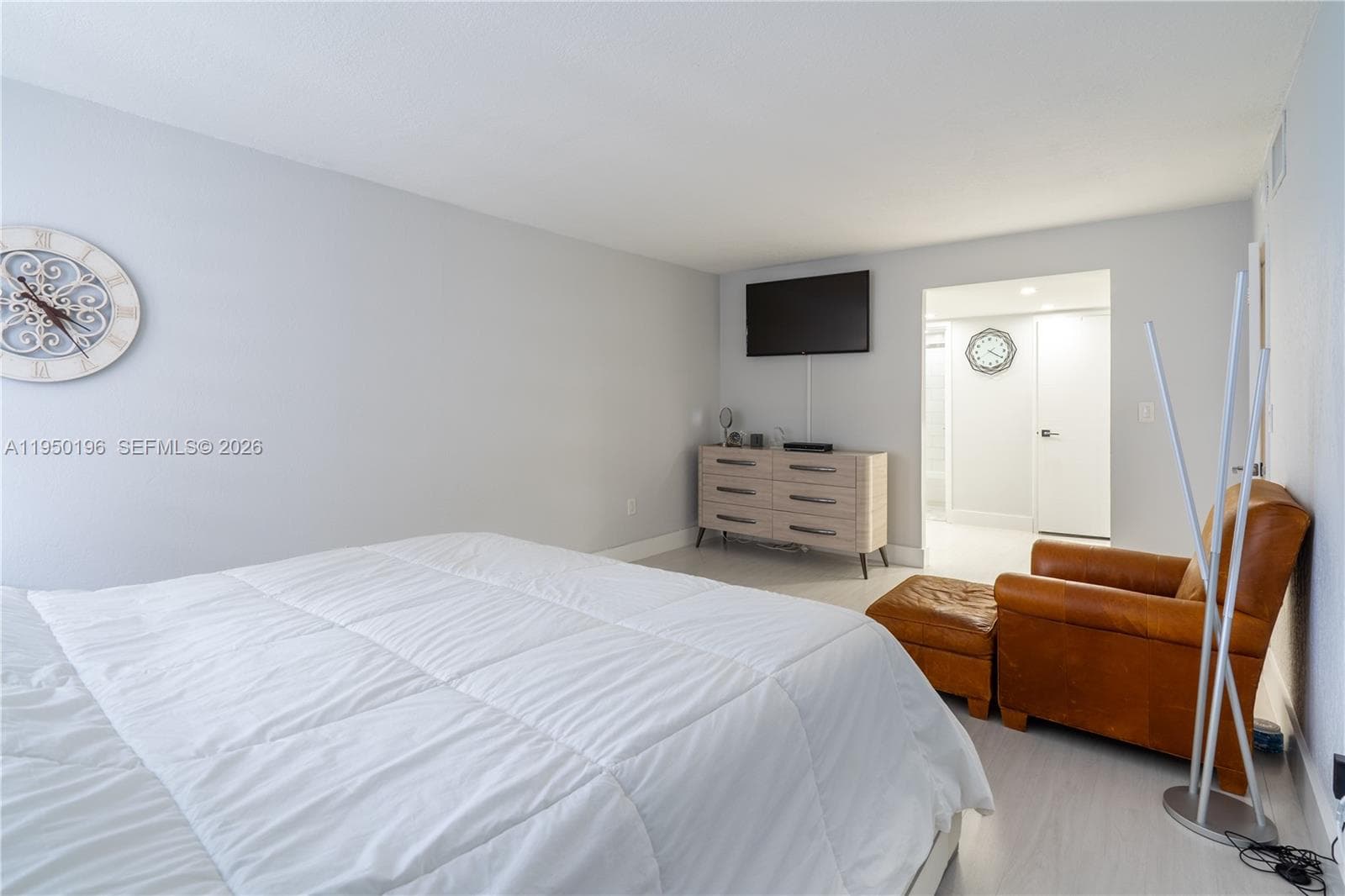 ARLEN BEACH CONDO · #1417 in Miami Beach - Photo 26