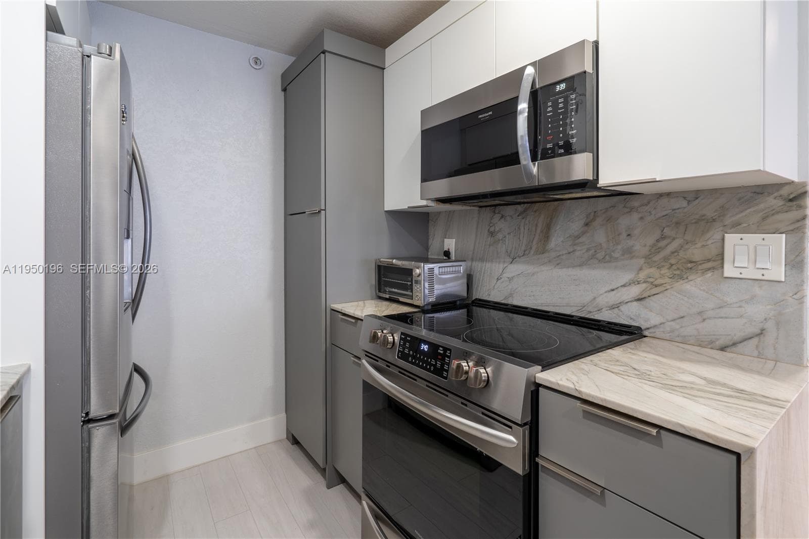 ARLEN BEACH CONDO · #1417 in Miami Beach - Photo 9