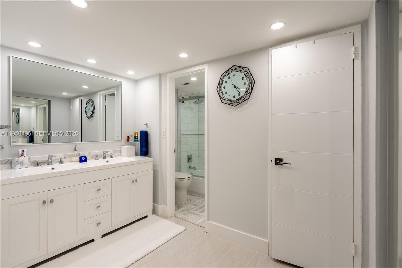 ARLEN BEACH CONDO · #1417 in Miami Beach - Photo 29