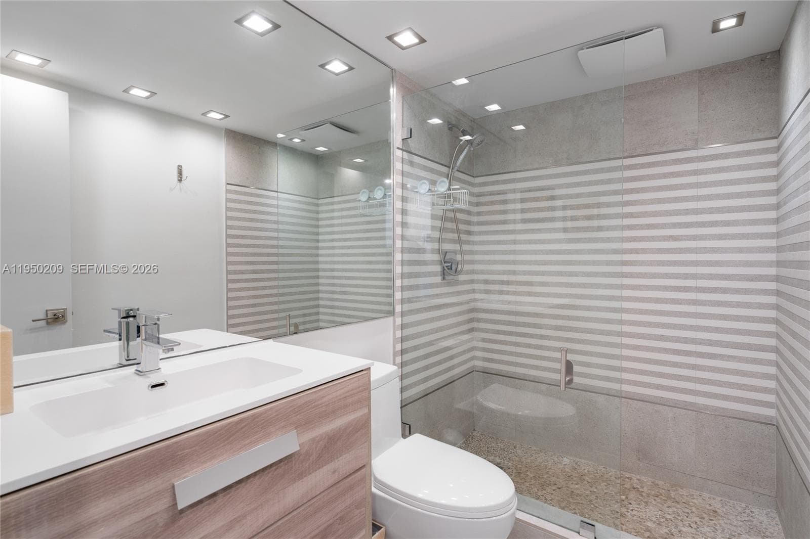 ROYAL EMBASSY CONDO · #15E in Miami Beach - Photo 21