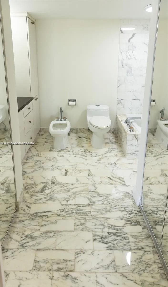 MAR DEL PLATA CONDO · #1101 in Miami Beach - Photo 14