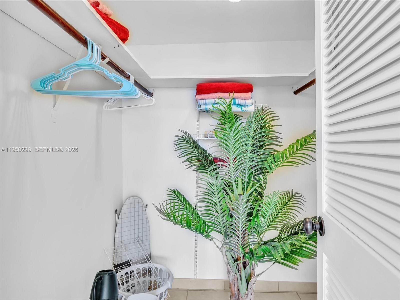 Parker Tower Condo · #206 in Hallandale Beach - Photo 41