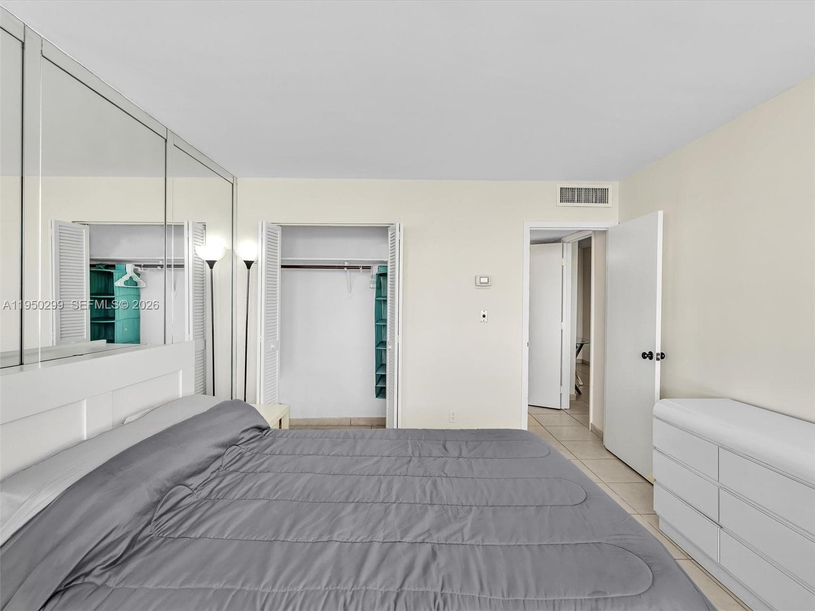 Parker Tower Condo · #206 in Hallandale Beach - Photo 48