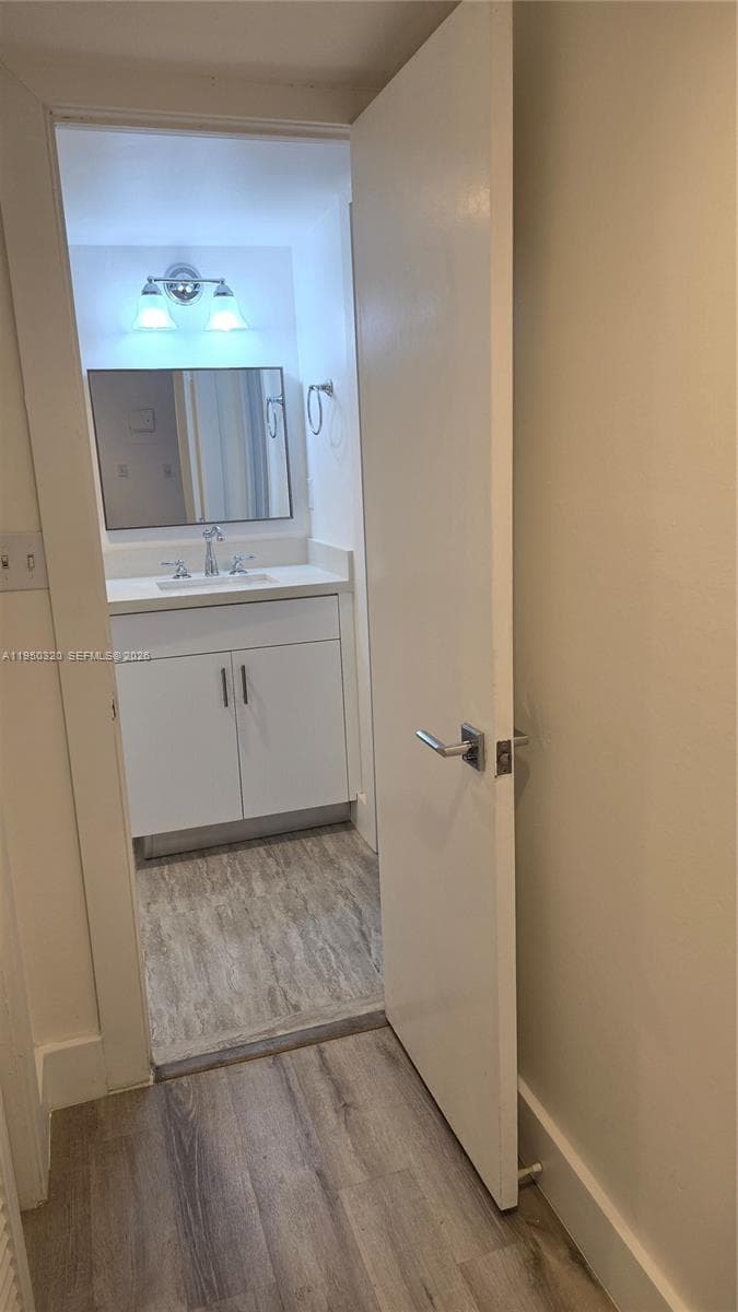 THE PRESIDENTIAL CONDO · #425 in Miami Beach - Photo 5