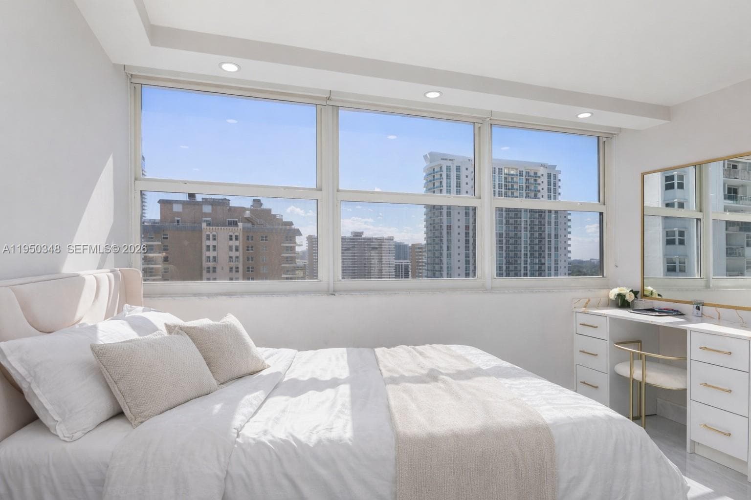 LA MER ESTATES WEST CONDO · #PH1 in Hallandale Beach - Photo 13