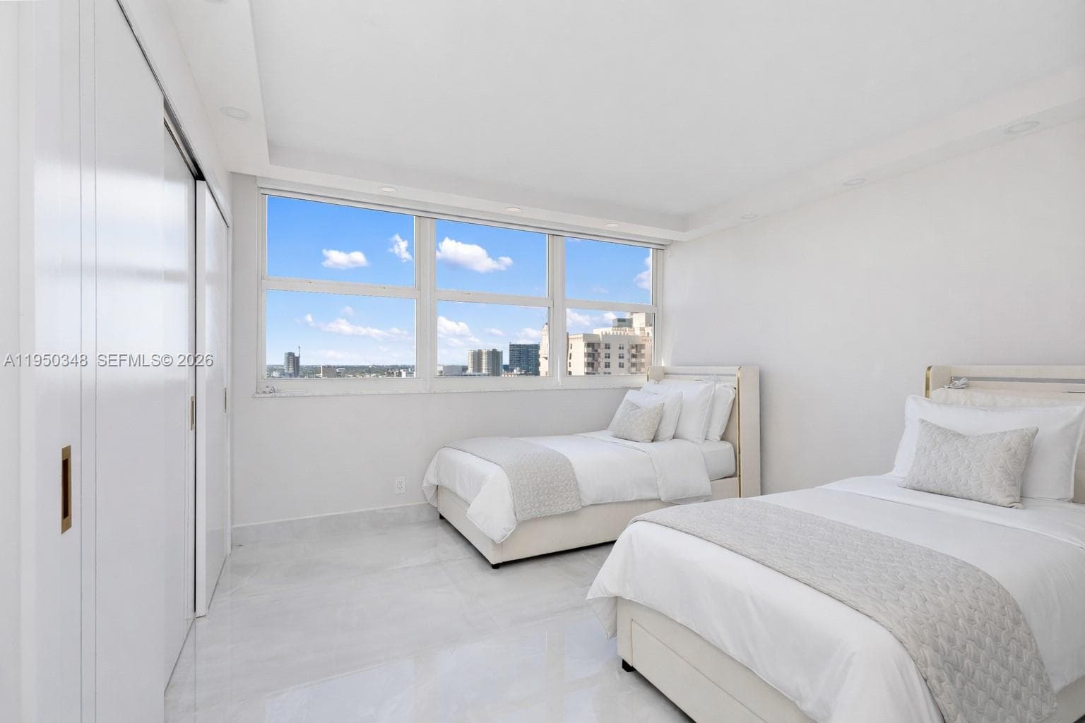 LA MER ESTATES WEST CONDO · #PH1 in Hallandale Beach - Photo 15