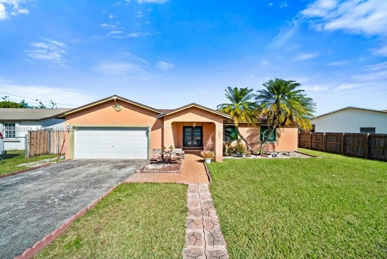 13611 SW 281st Ter photo 1