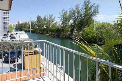 MELROSE PLACE SOUTH CONDO · #10 in North Miami Beach - Photo 11