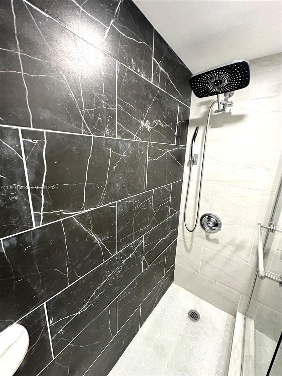 The Knights Inn · #2325 in Hallandale Beach - Photo 7