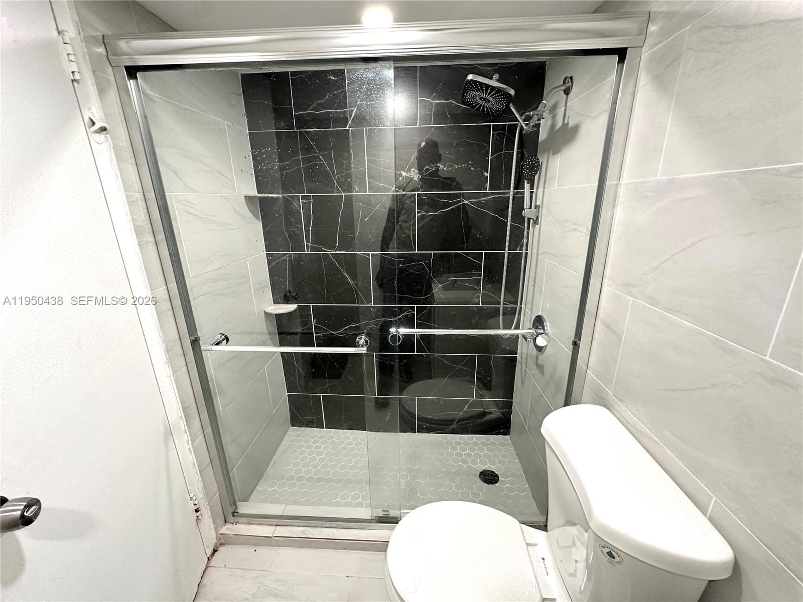 The Knights Inn · #2325 in Hallandale Beach - Photo 5
