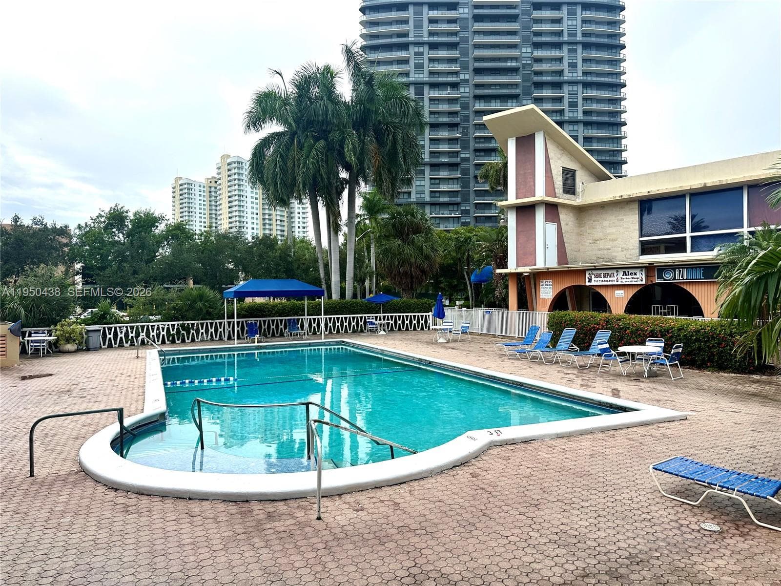 The Knights Inn · #2325 in Hallandale Beach - Photo 10