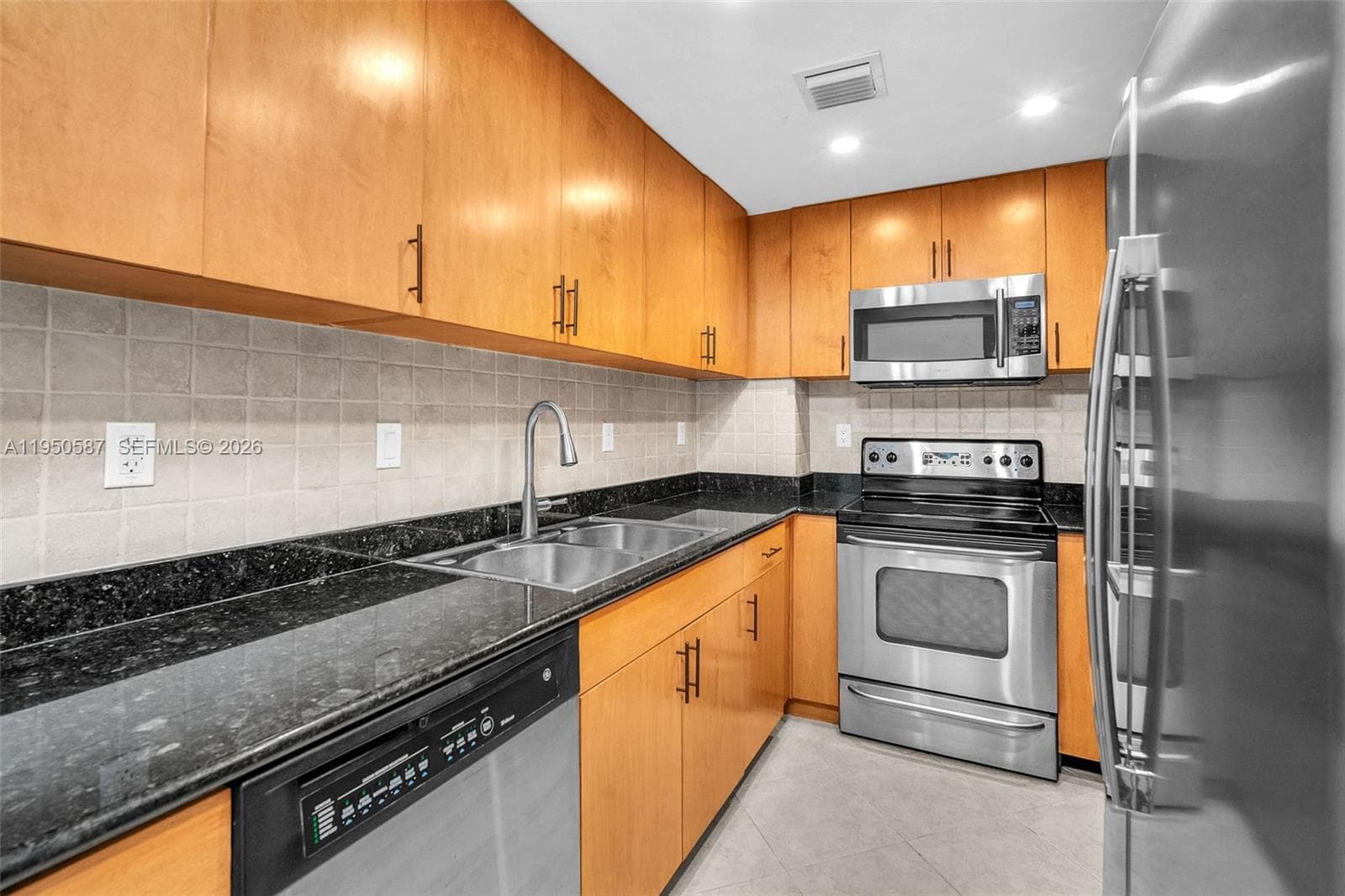 ISLAND POINT CONDO · #8F in Bay Harbor Islands - Photo 14