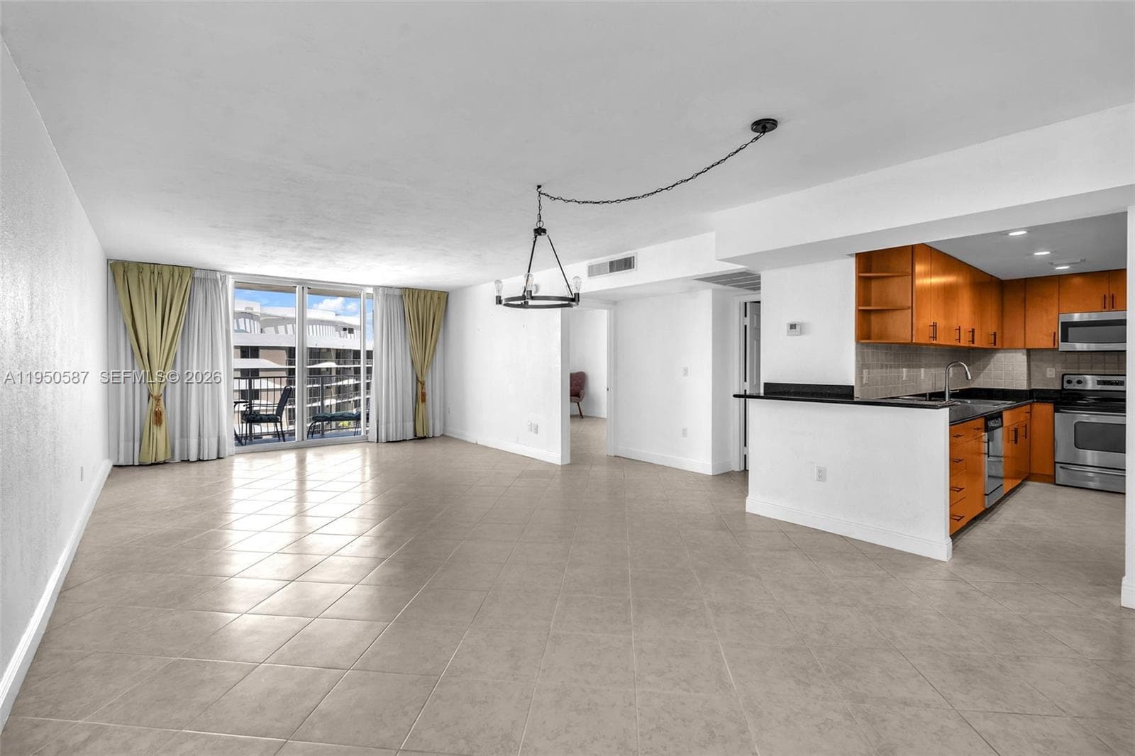 ISLAND POINT CONDO · #8F in Bay Harbor Islands - Photo 8