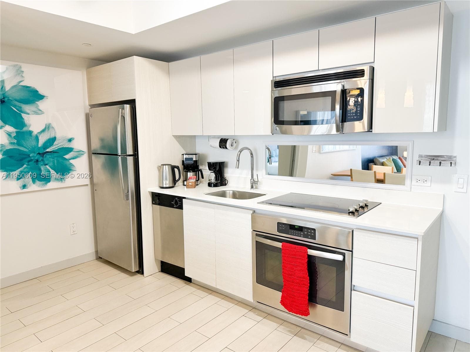 BEACHWALK RESORT · #R409 in Hallandale Beach - Photo 2