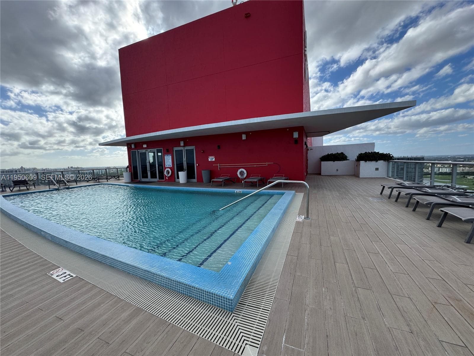BEACHWALK RESORT · #R409 in Hallandale Beach - Photo 32