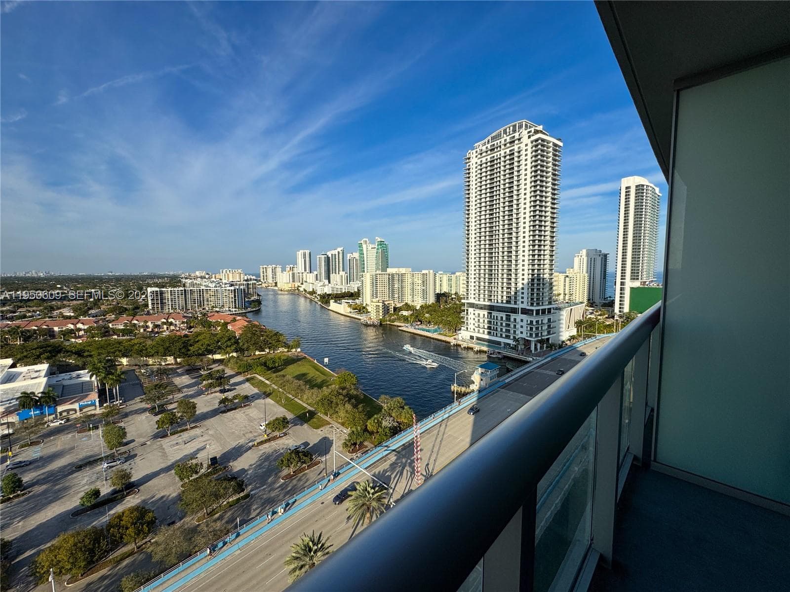 BEACHWALK RESORT · #R409 in Hallandale Beach - Photo 24