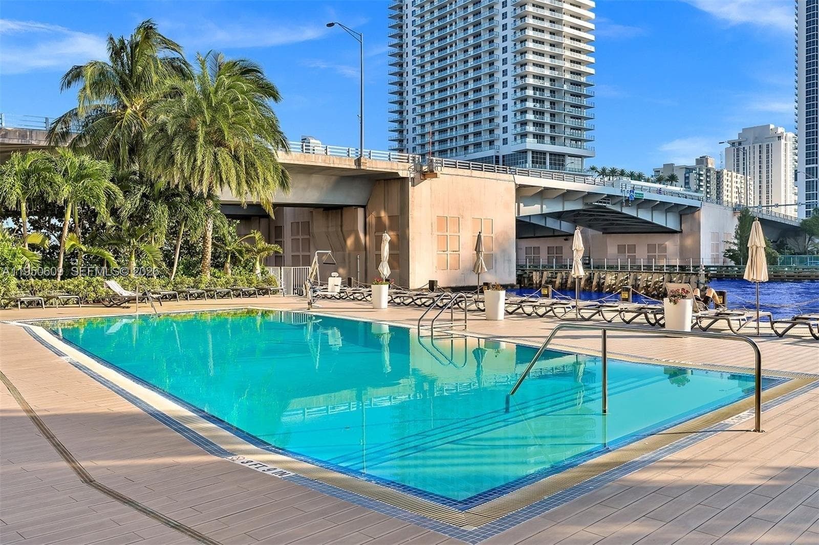 BEACHWALK RESORT · #R409 in Hallandale Beach - Photo 48