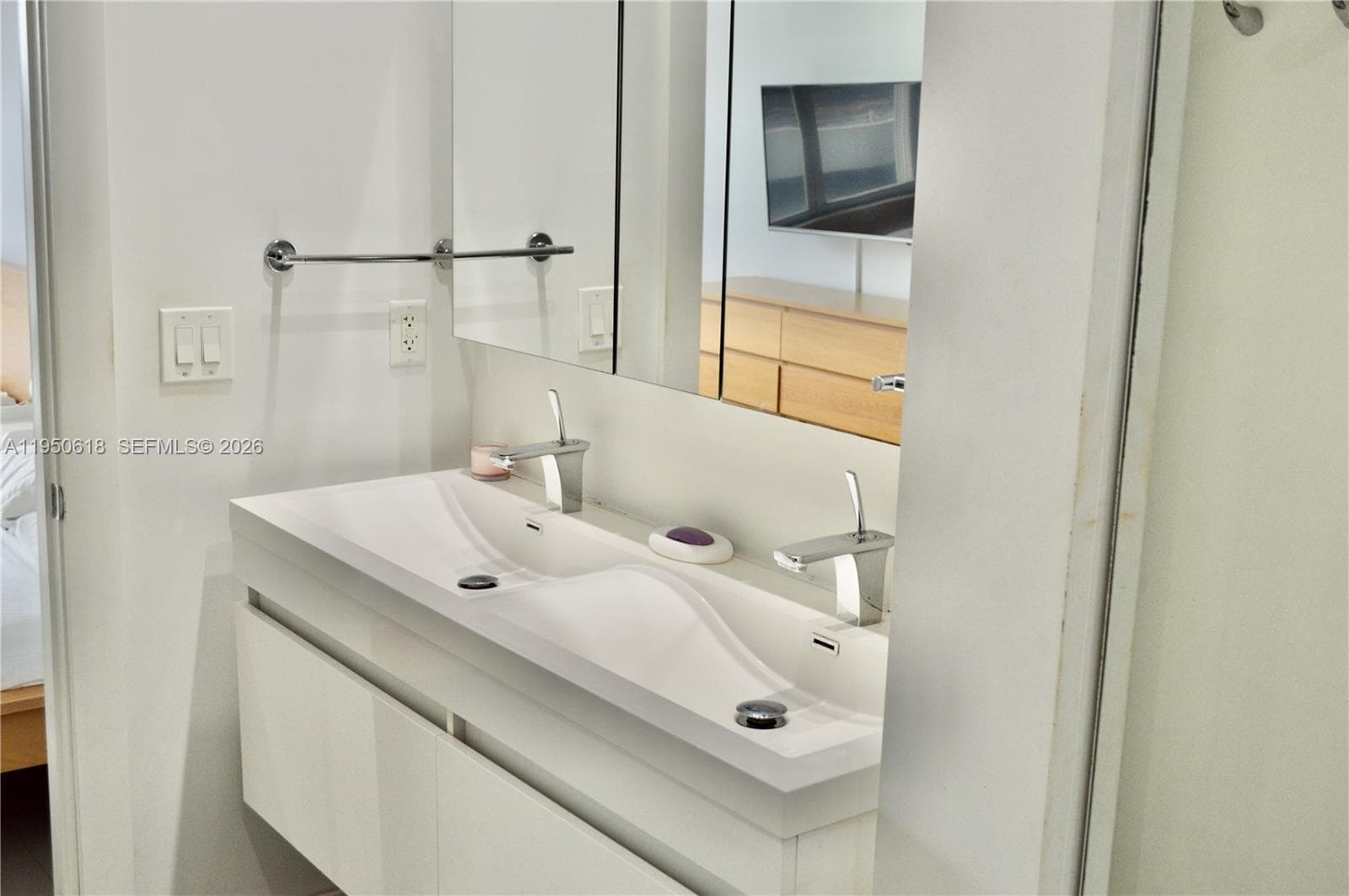 AQUASOL CONDO · #T-G in Miami Beach - Photo 5