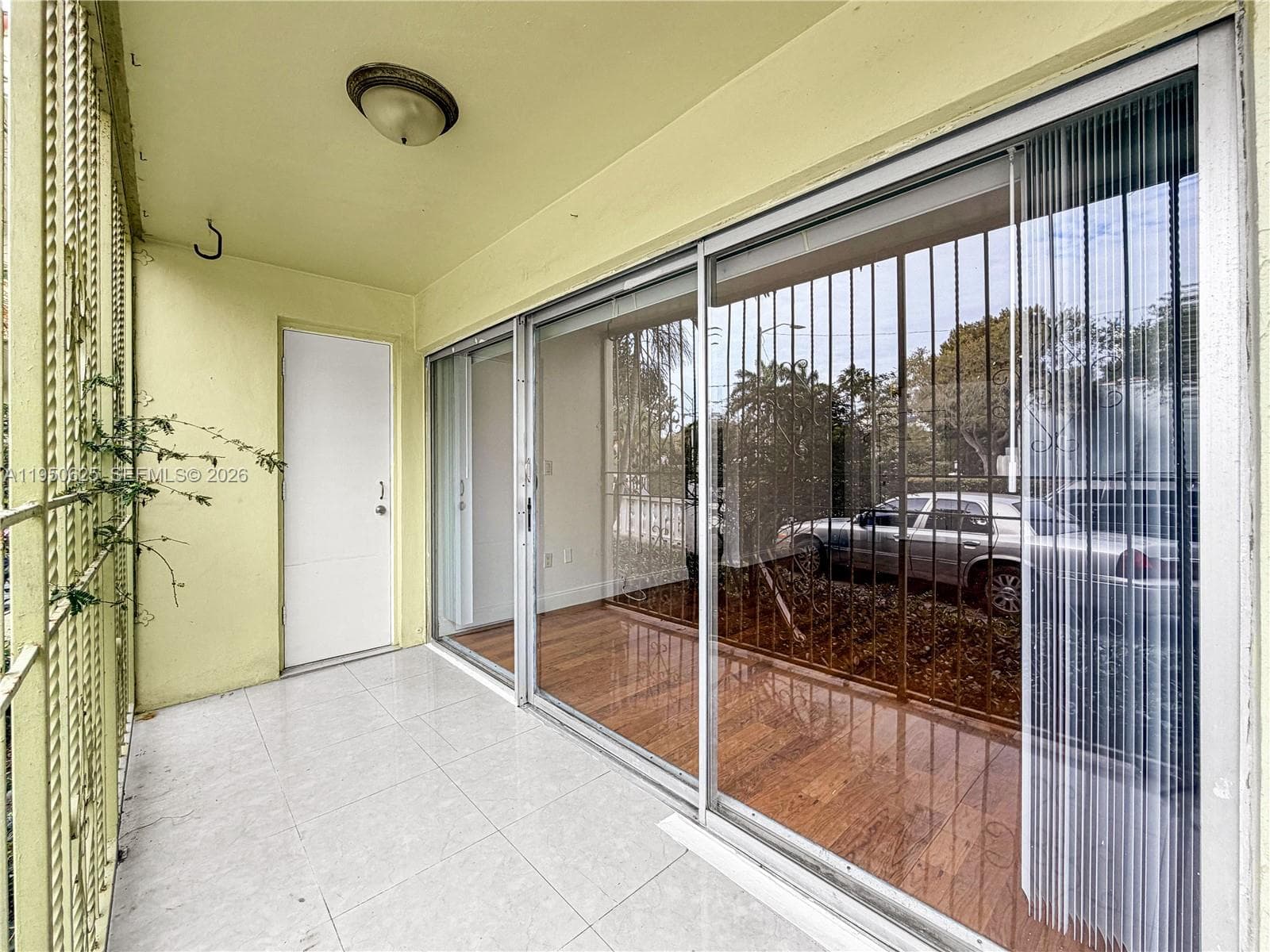 POINT BAY NORTH CONDO · #9 in Miami - Photo 10