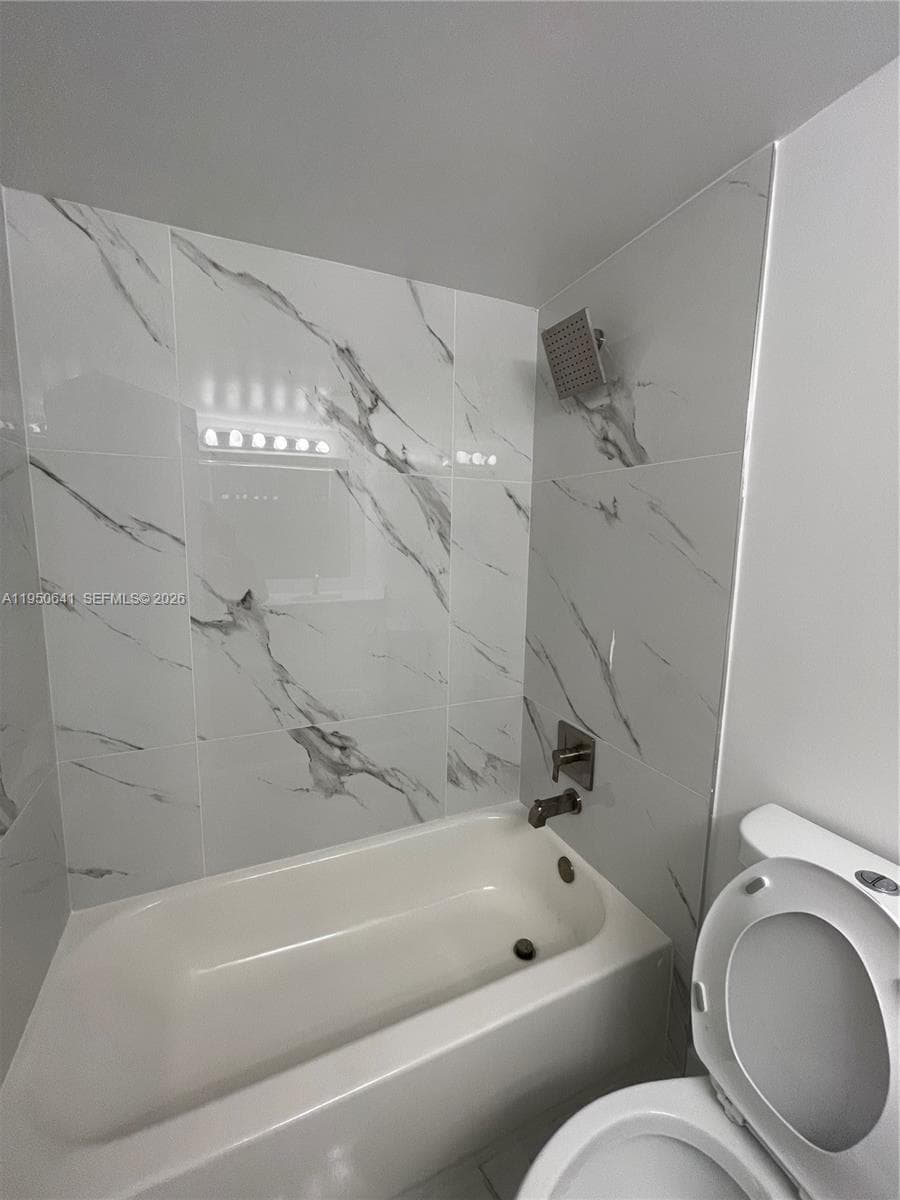KENNEDY HOUSE CONDO · #2L in North Bay Village - Photo 11