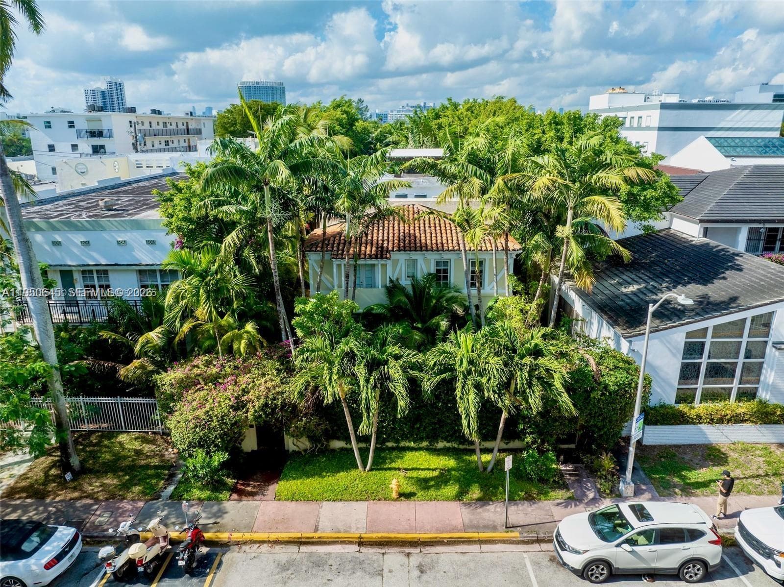 SAN SABASTIAN CONDO · #1 in Miami Beach - Photo 13