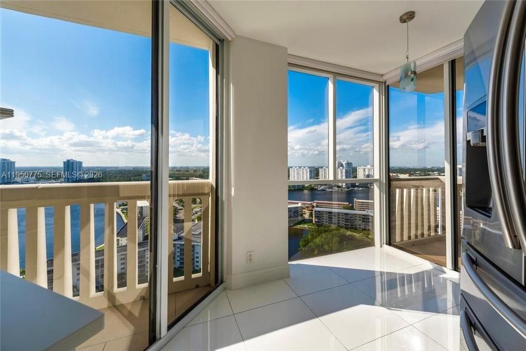 1000 ISL BLVD WILLIAMS IS · #2410 in Aventura - Photo 15