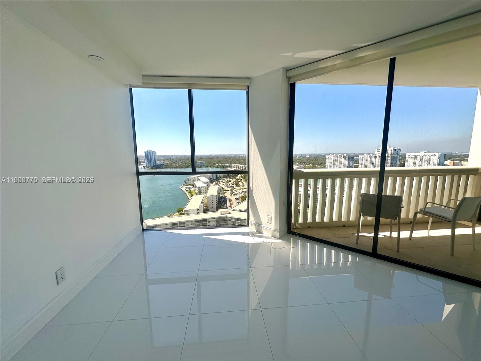 1000 ISL BLVD WILLIAMS IS · #2410 in Aventura - Photo 19