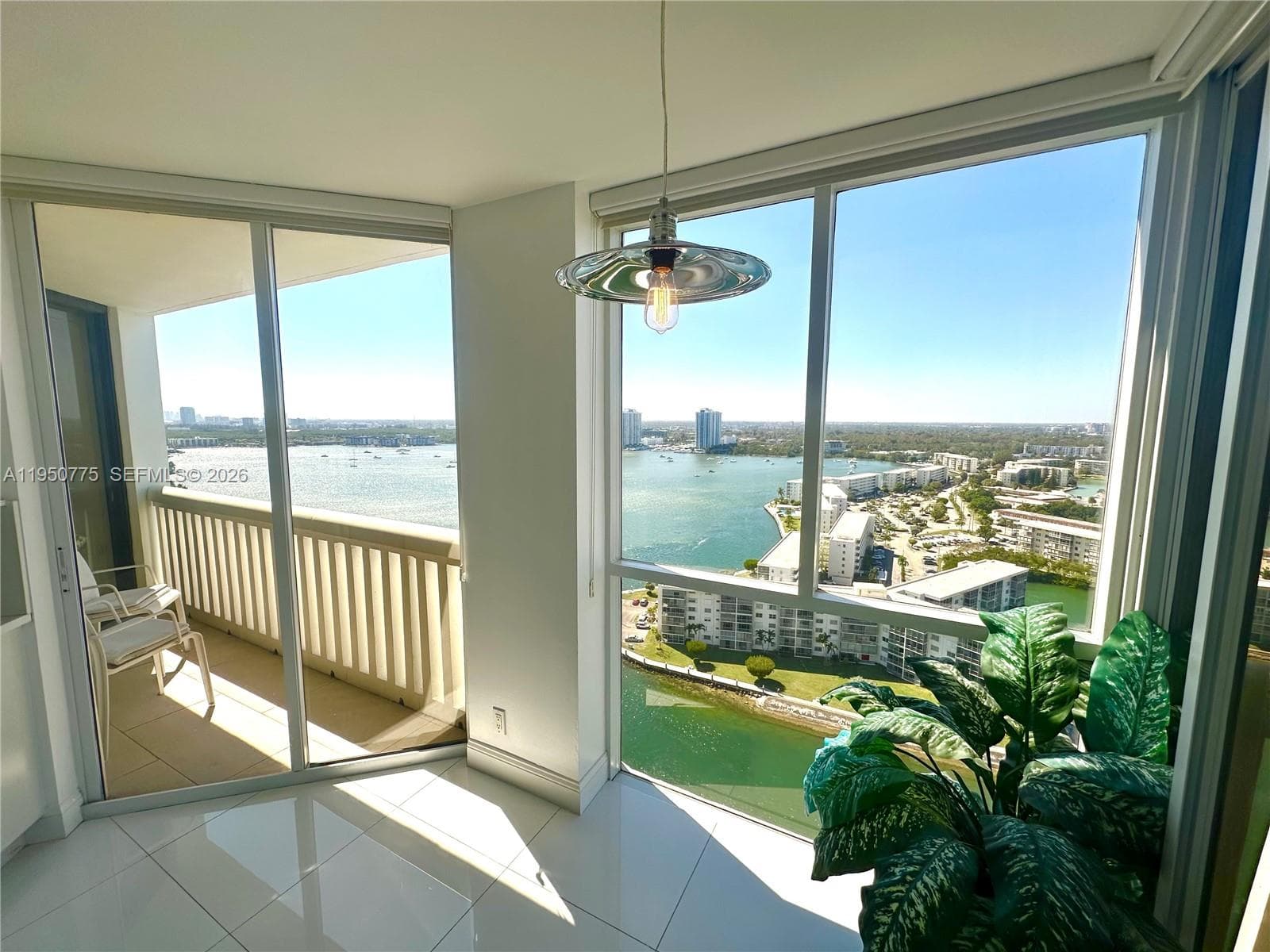 1000 ISL BLVD WILLIAMS IS · #2410 in Aventura - Photo 4