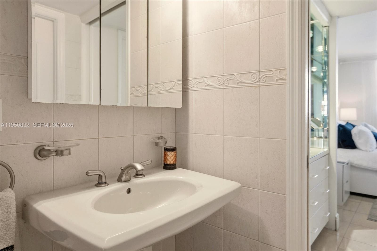 ROYAL ATLANTIC CONDO · #1024 in Miami Beach - Photo 24