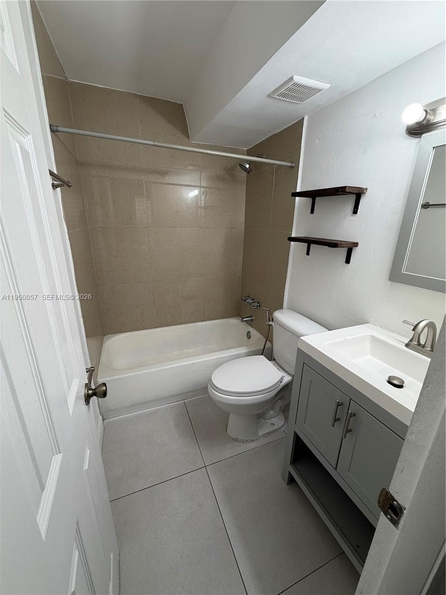 EL CID CONDO · #111 in Miami - Photo 3