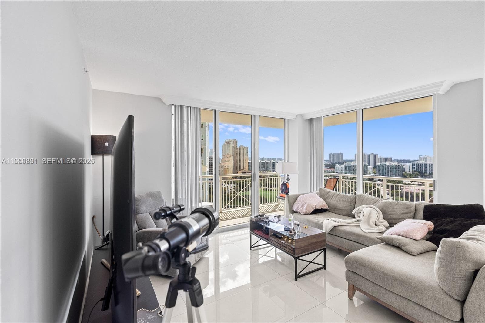 Turnberry on the Green · #1904 in Aventura - Photo 7