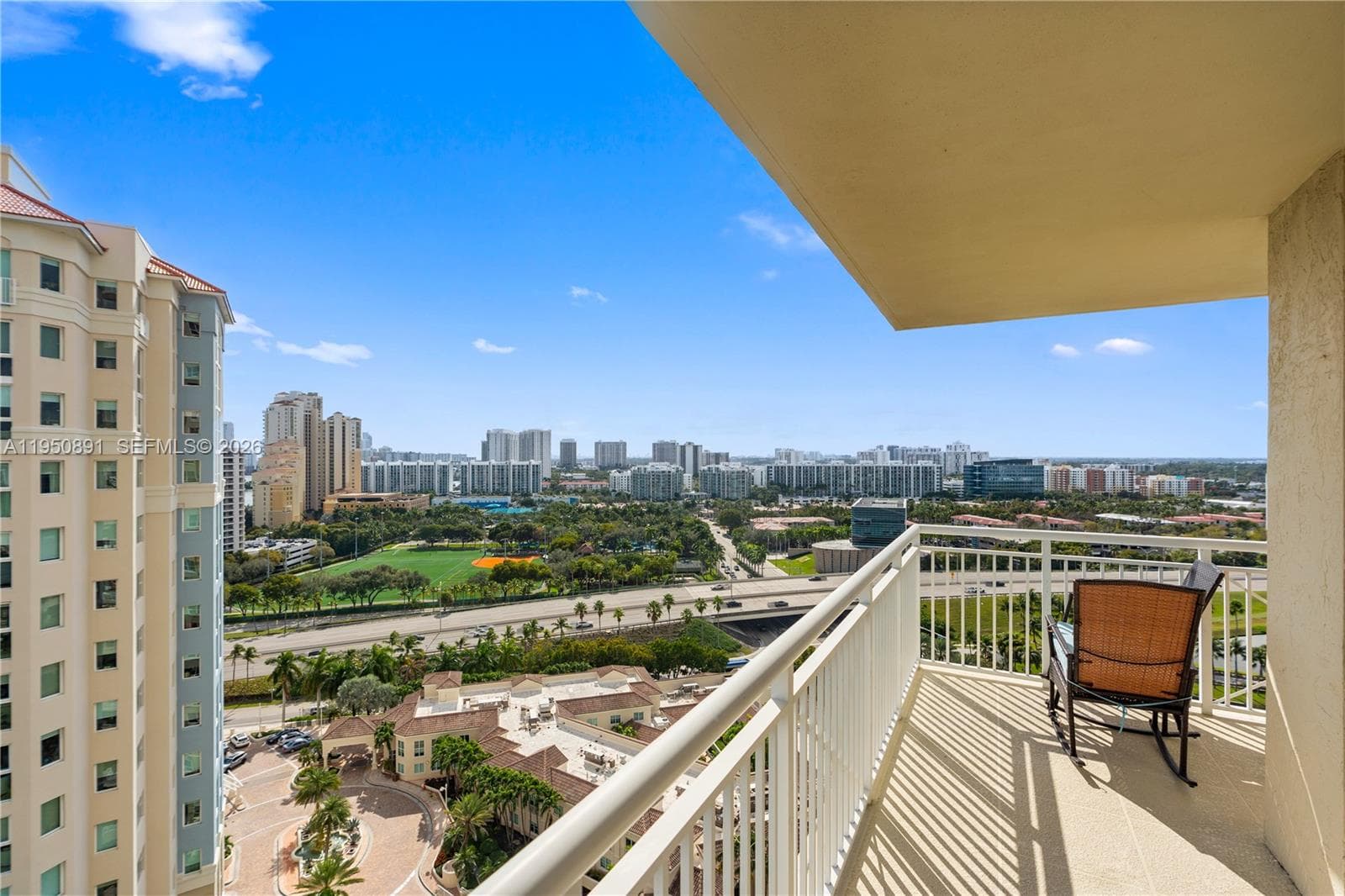 Turnberry on the Green · #1904 in Aventura - Photo 34