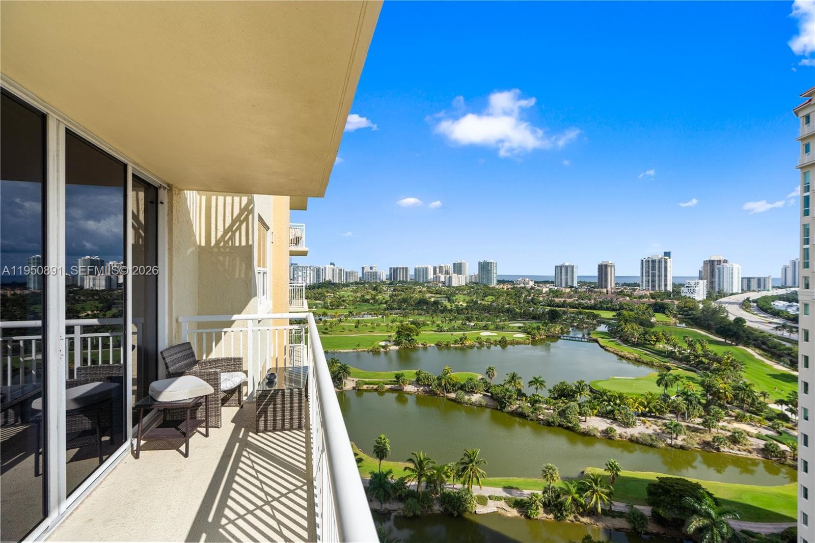 Turnberry on the Green · #1904 in Aventura - Photo 40
