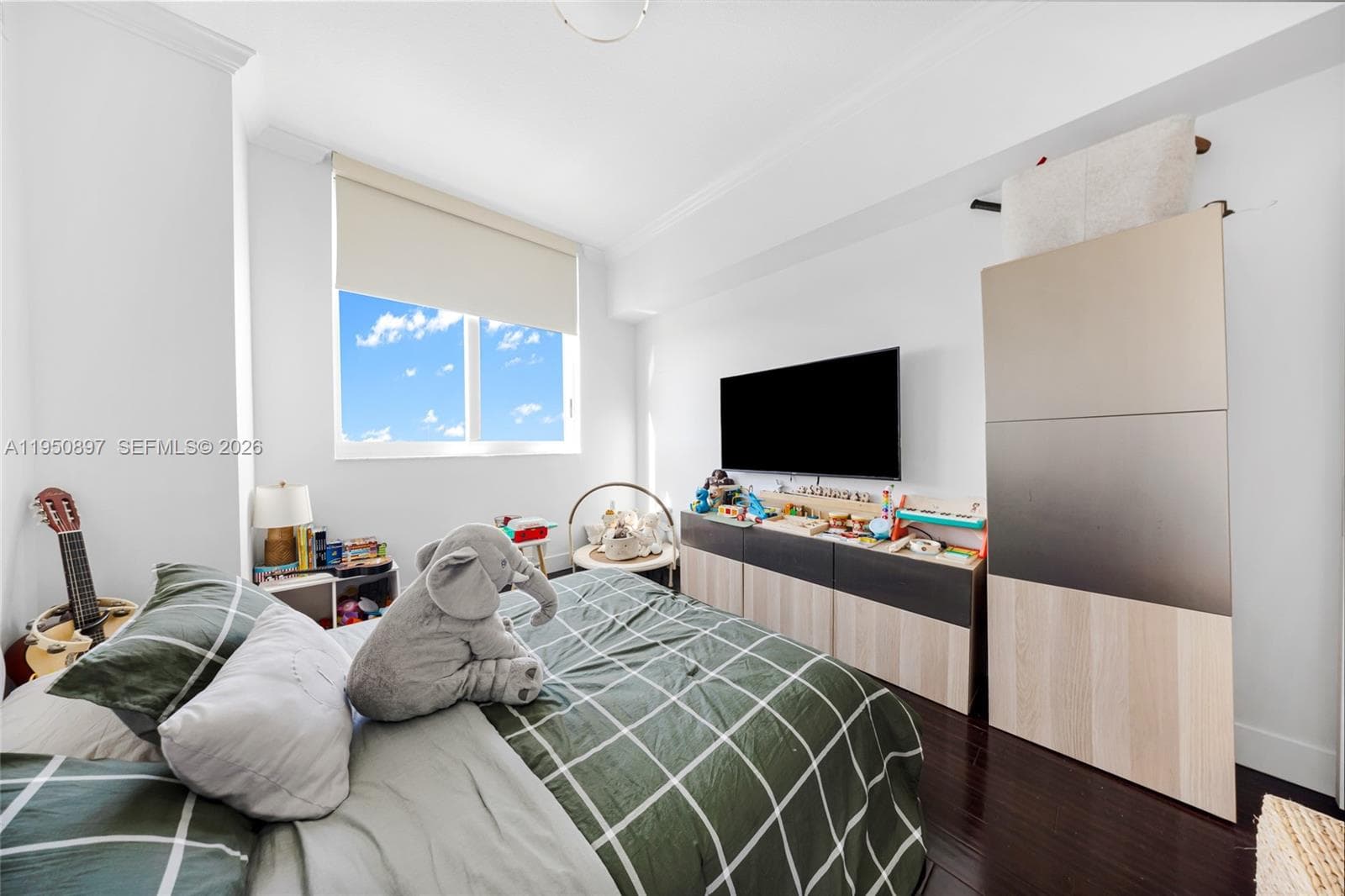 DUO CONDOMINIUM WEST · #2407W in Hallandale Beach - Photo 25