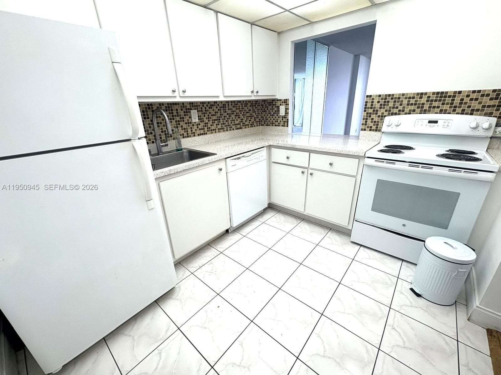 OCEANVIEW PARK CONDO · #605 in Hallandale Beach - Photo 18