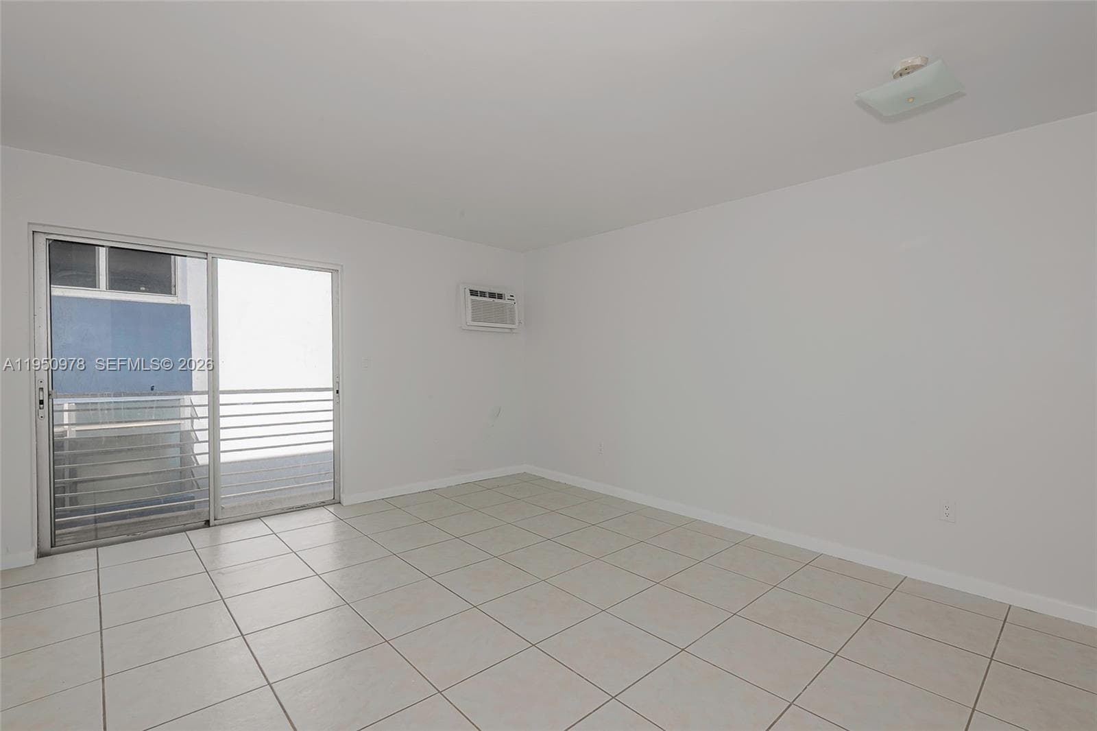 SUNSHINE BAY CONDO · #411 in Miami Beach - Photo 5