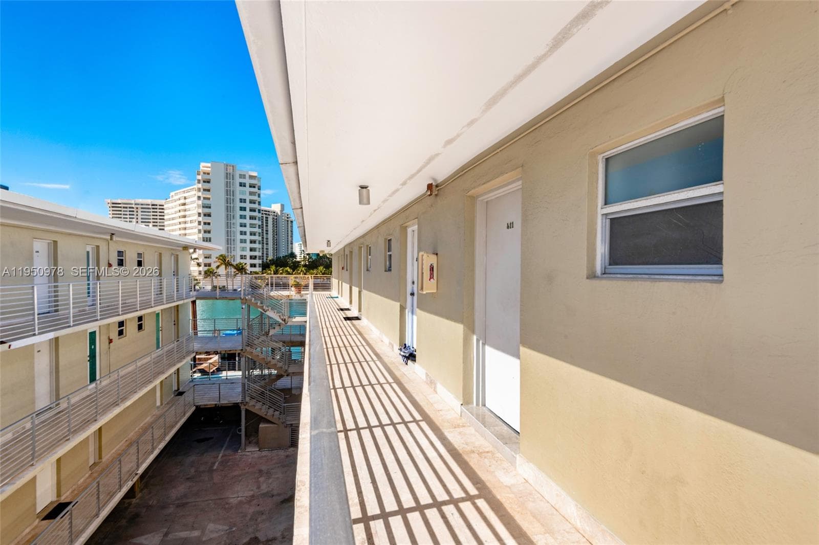 SUNSHINE BAY CONDO · #411 in Miami Beach - Photo 4