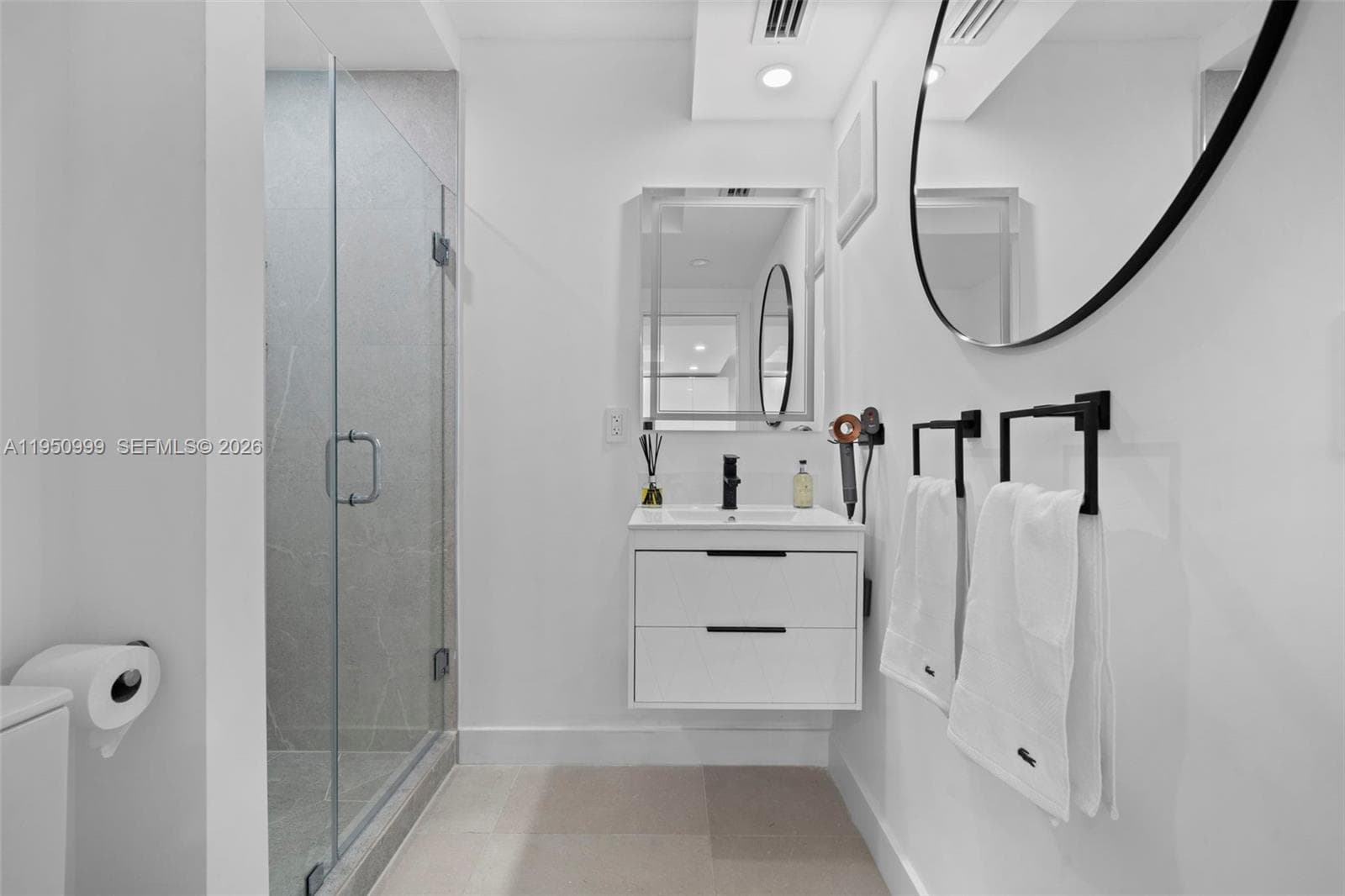 OCEAN POINT CONDO · #326 in Miami Beach - Photo 18