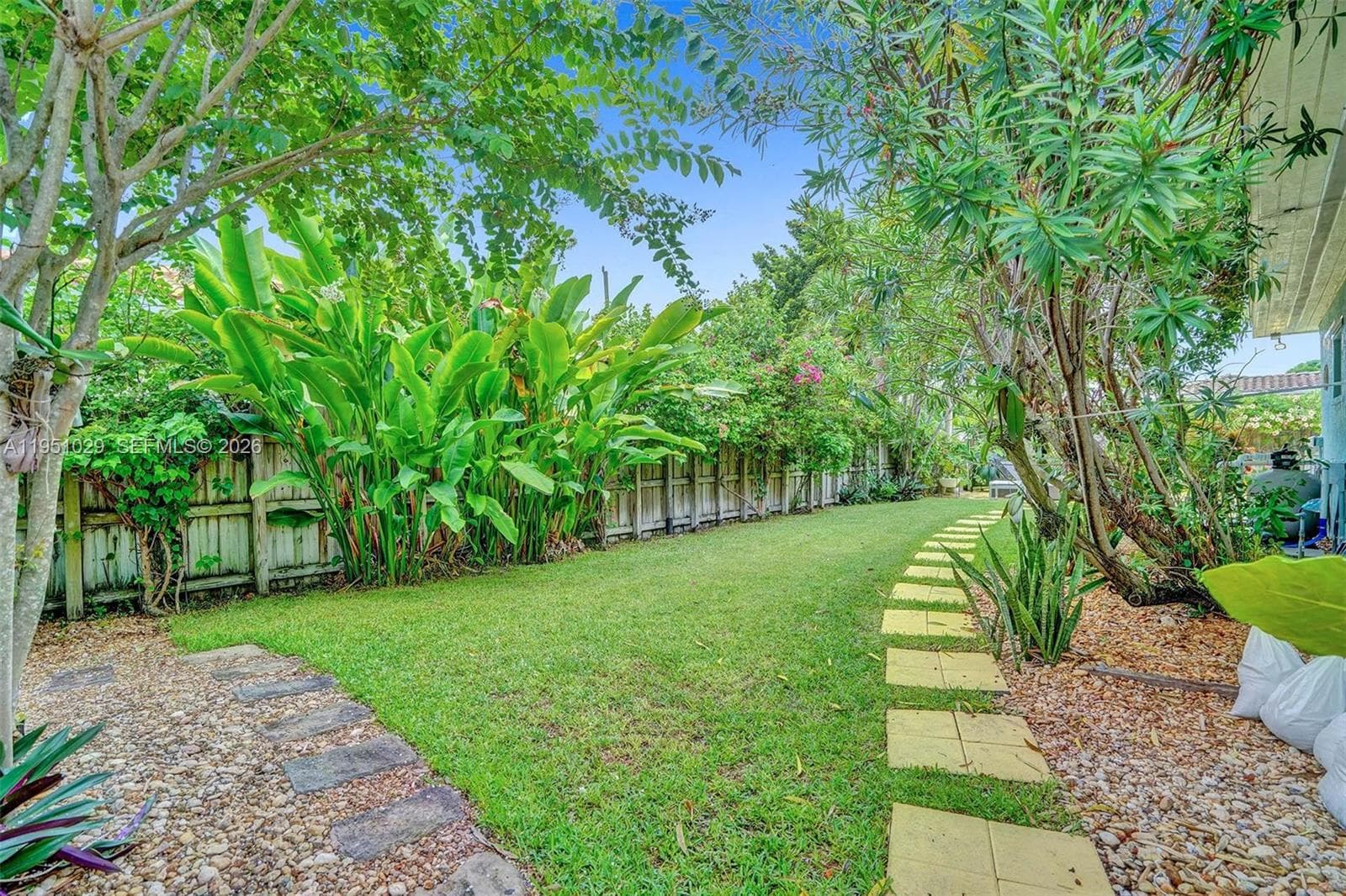 7525 W Treasure Dr photo 47
