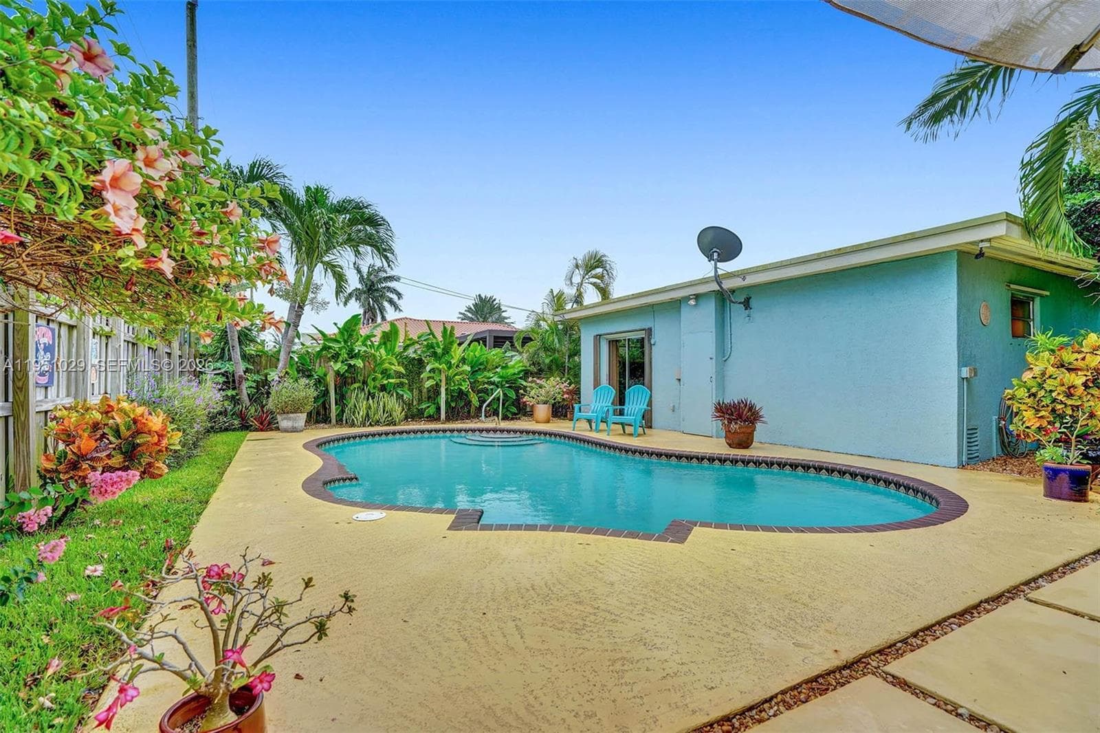 7525 W Treasure Dr photo 33