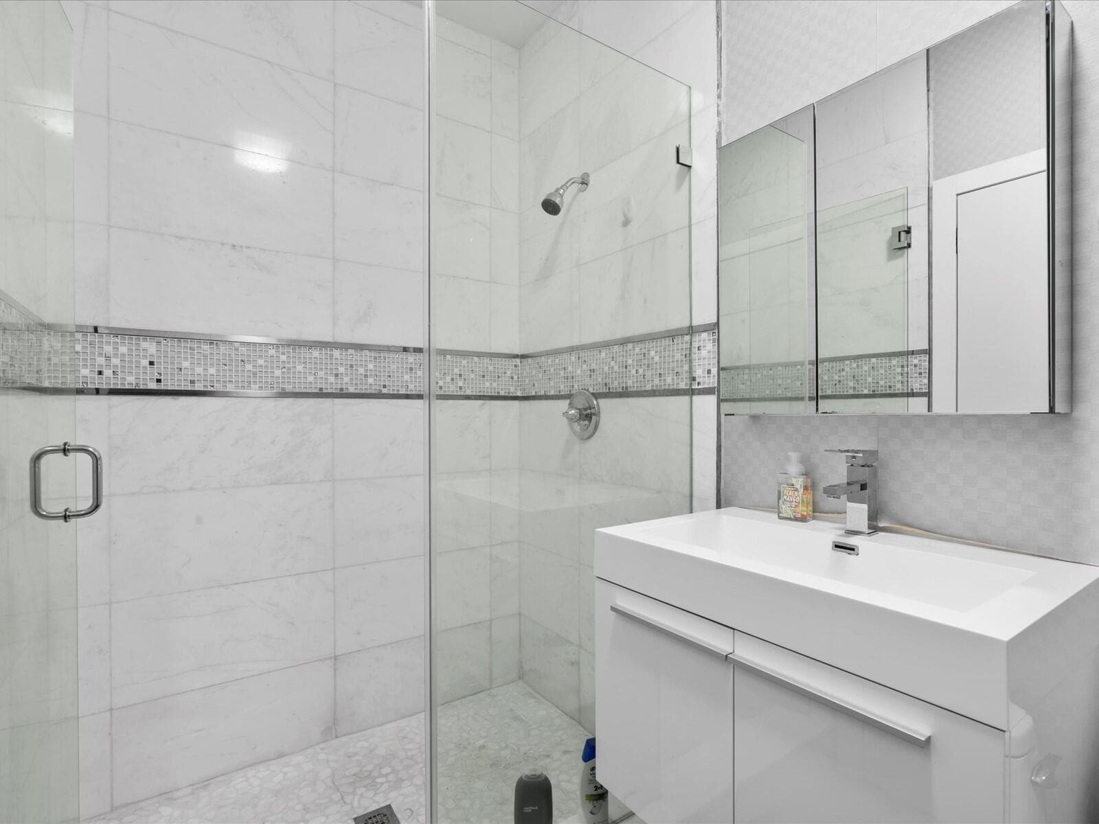 63-Bathroom
