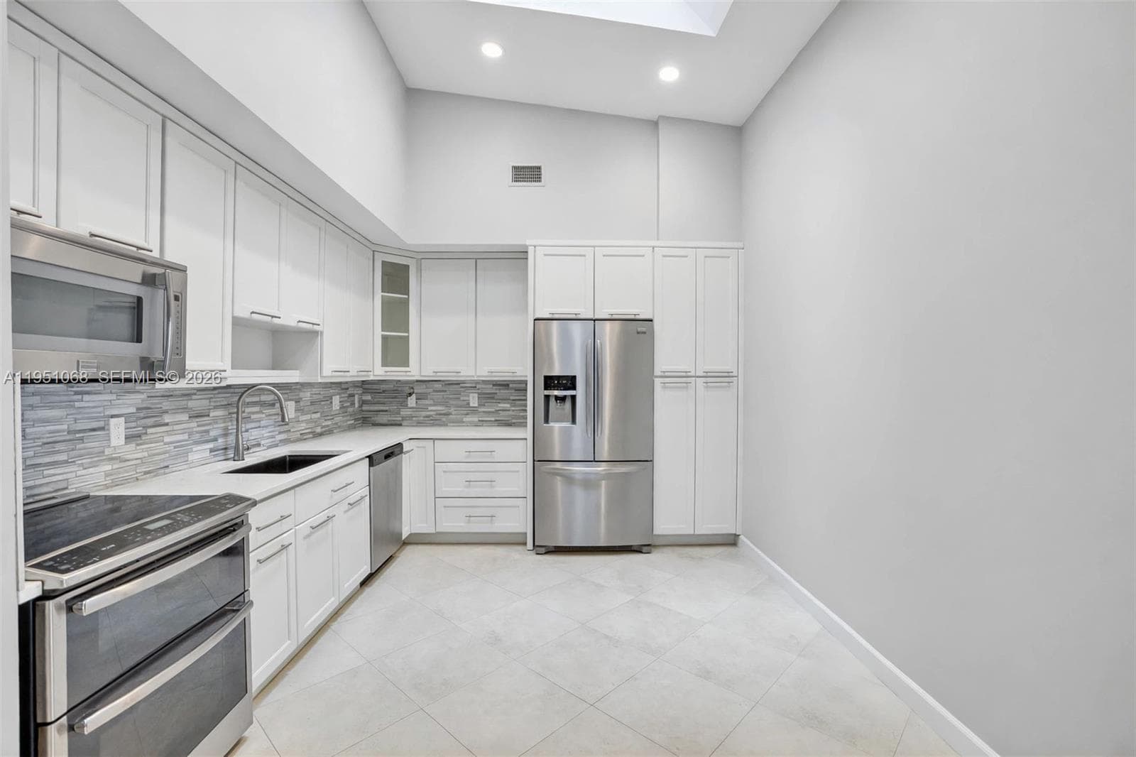 HARBOR VILLAGE · #243-24 in Aventura - Photo 2