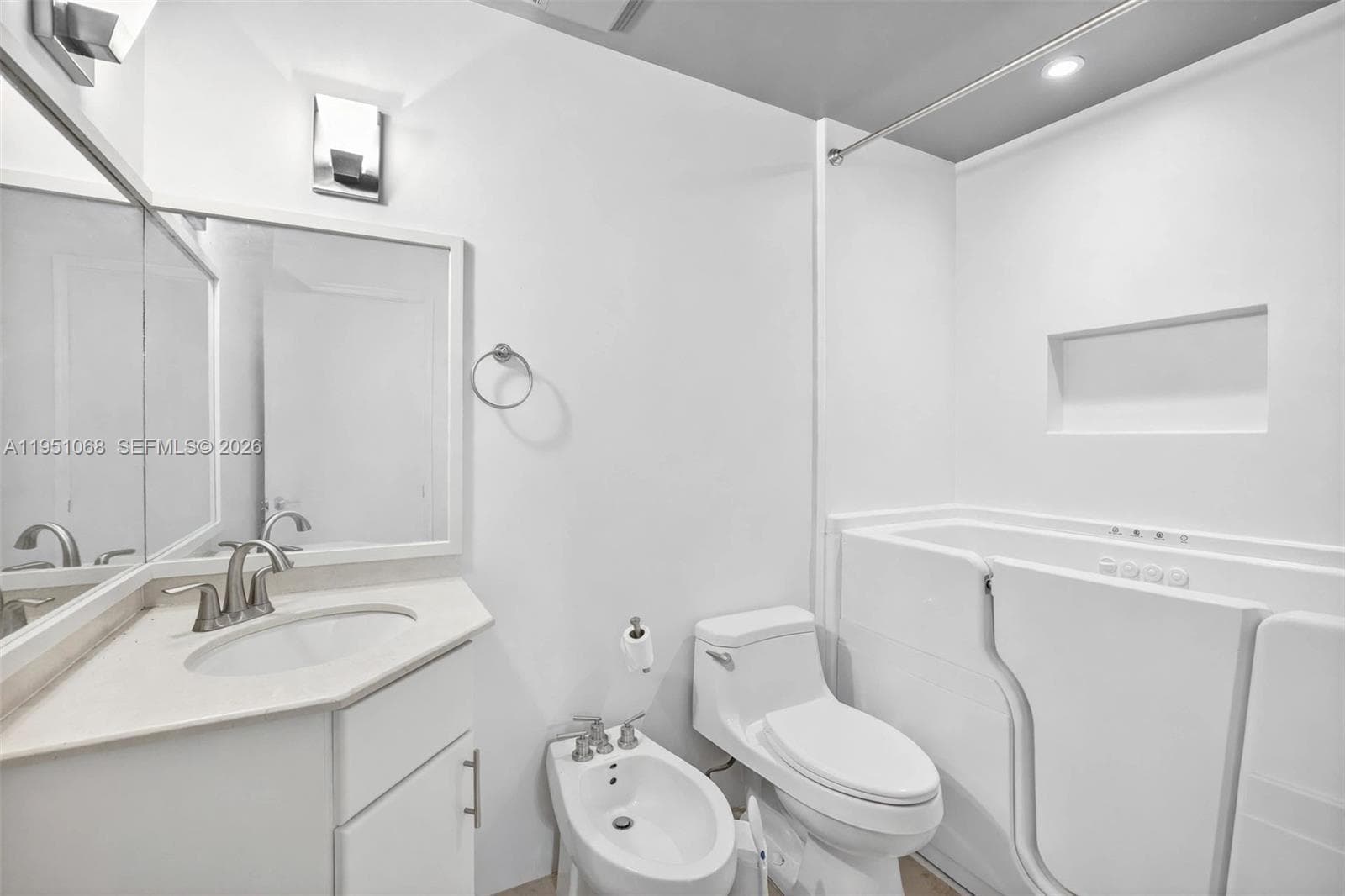 HARBOR VILLAGE · #243-24 in Aventura - Photo 18
