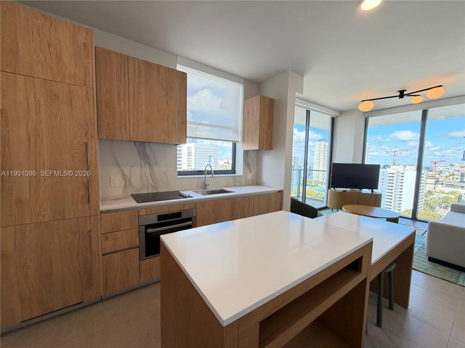 11 Ne 6th · #1714 in Miami - Photo 2