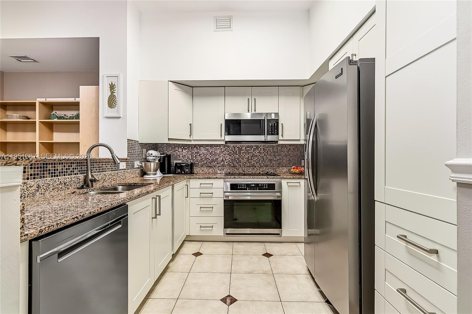 2080 Ocean Drive · #103 in Hallandale Beach - Photo 18